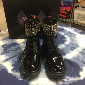 Demonia Rival Boots